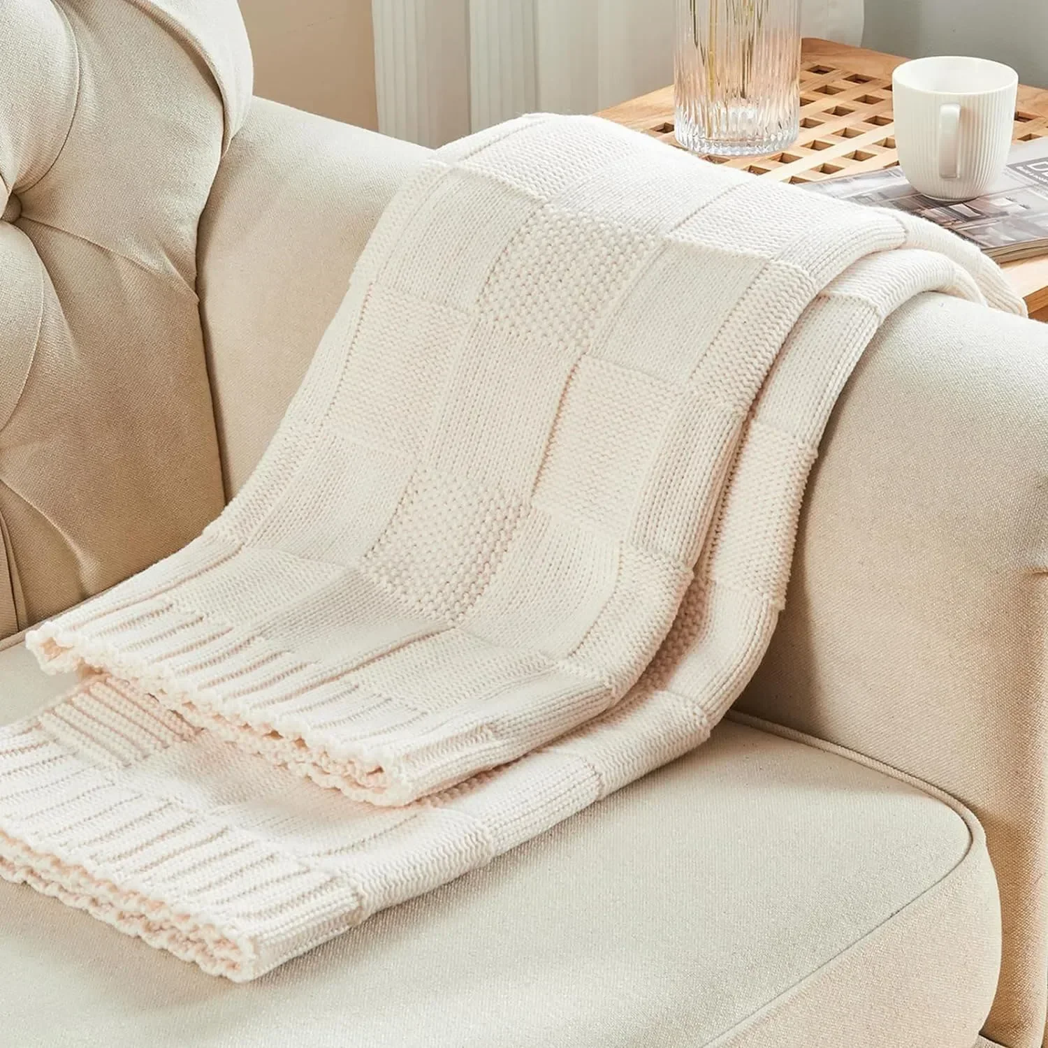 Ellis Checked Knit Blanket - Image 7