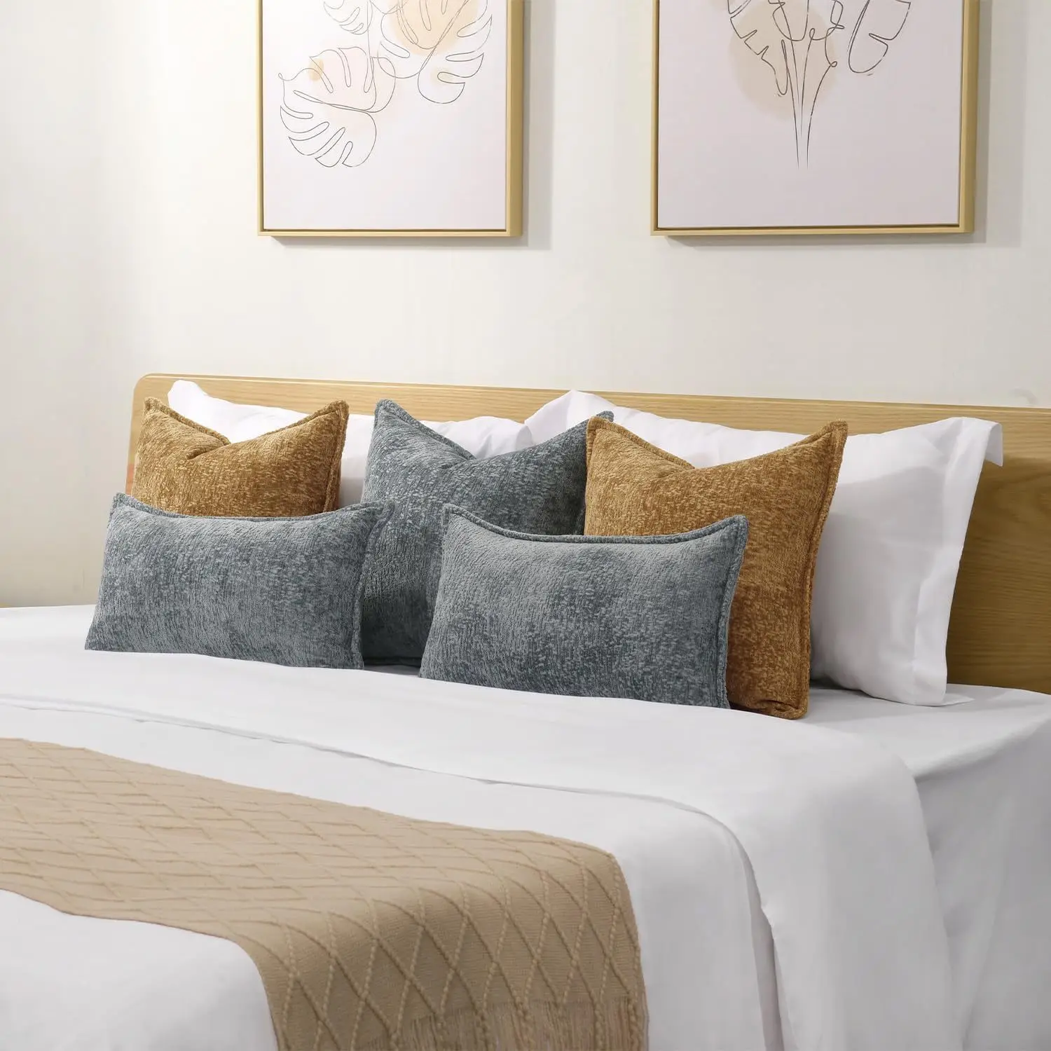 Harlowe Chenille Pillow Case - Image 4