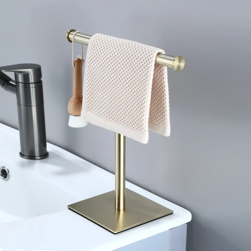 Linden Brass Towel Stand - Image 2