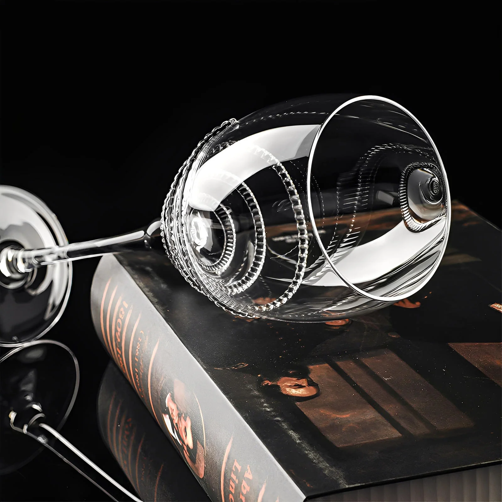 Lorne Spiral Wine Glass - Image 4
