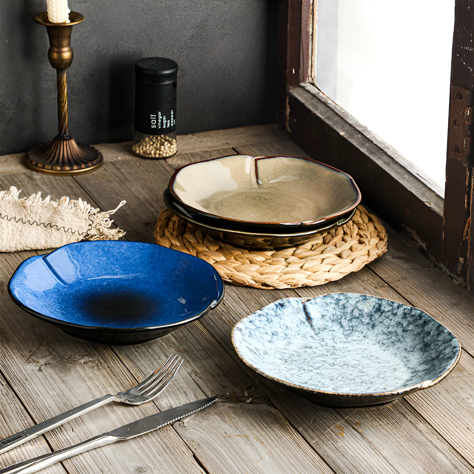 Maru Folded Ceramic Plates - Image 2