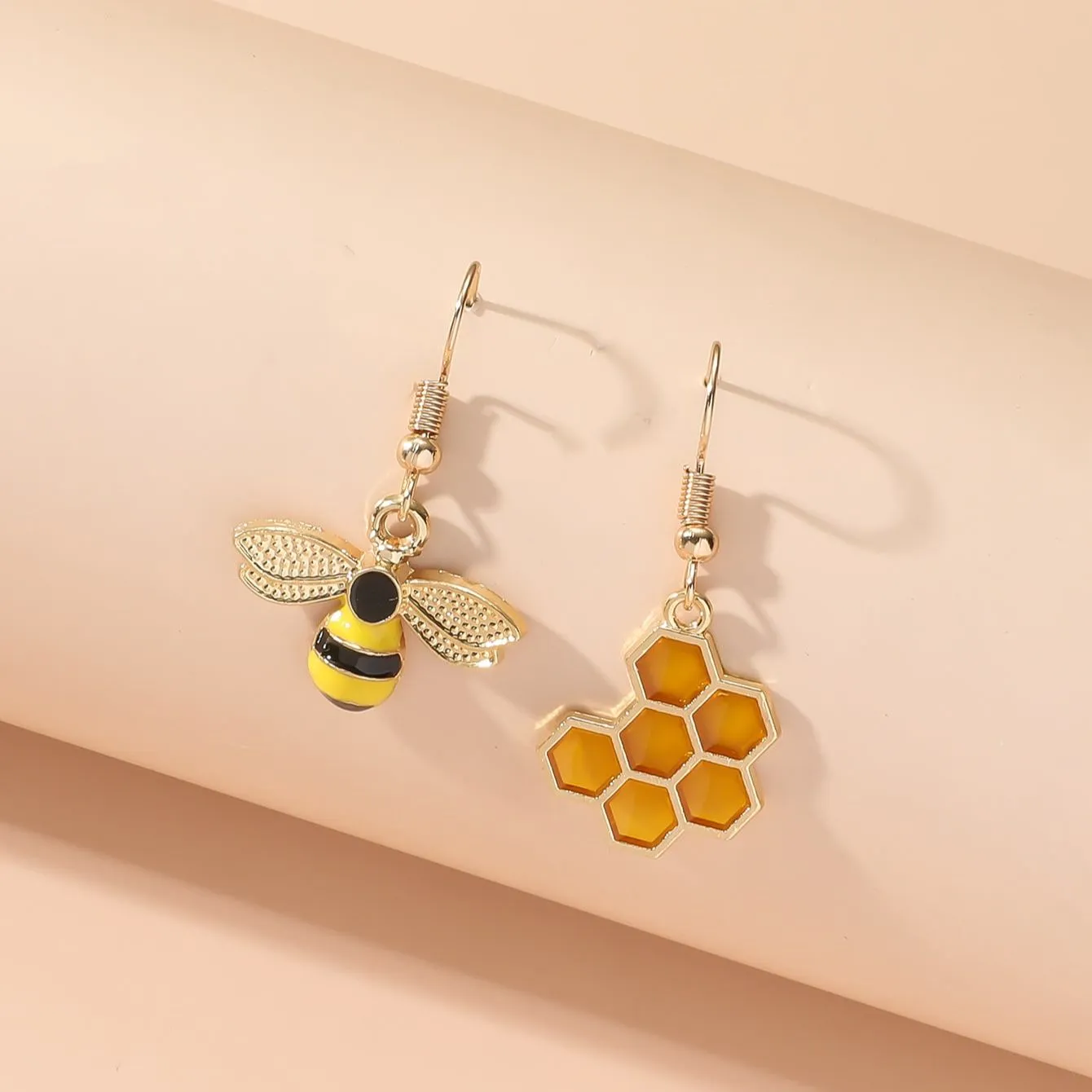Maya's Honeycomb Earrings - Image 3