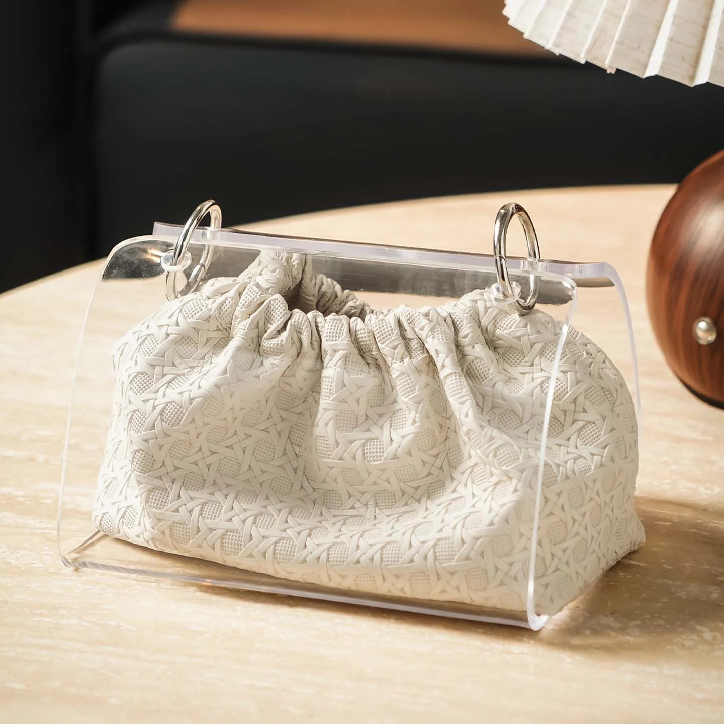 Noor Acrylic Tissue Holder - Image 3