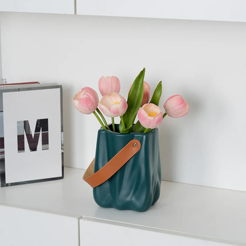 Rouvé Flower Vase - Image 8