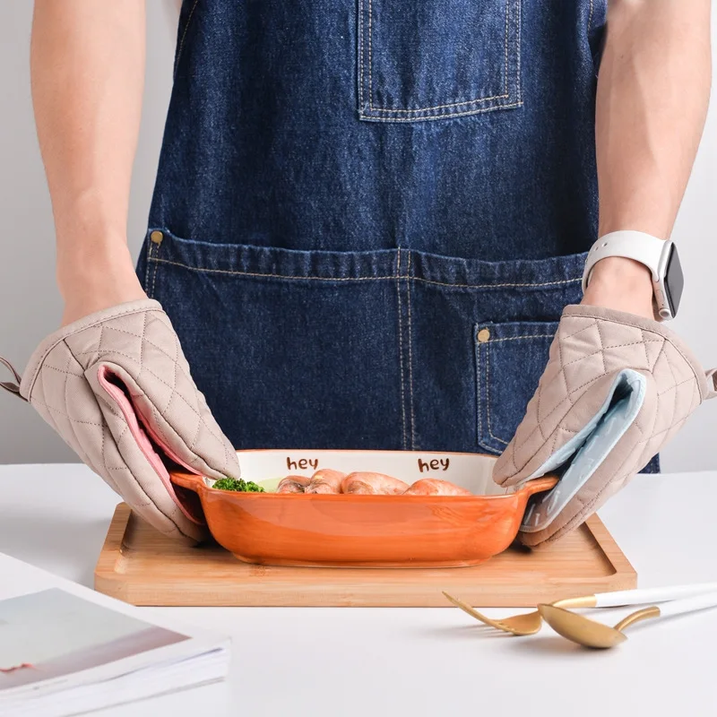 Silica Oven Mitts - Image 3