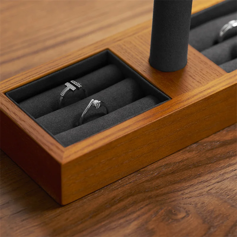 Sköne Watch Holder - Image 4