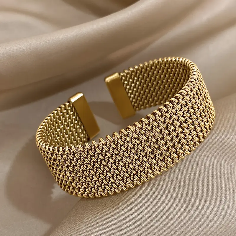 Vellé Open Mesh Bracelet - Image 4