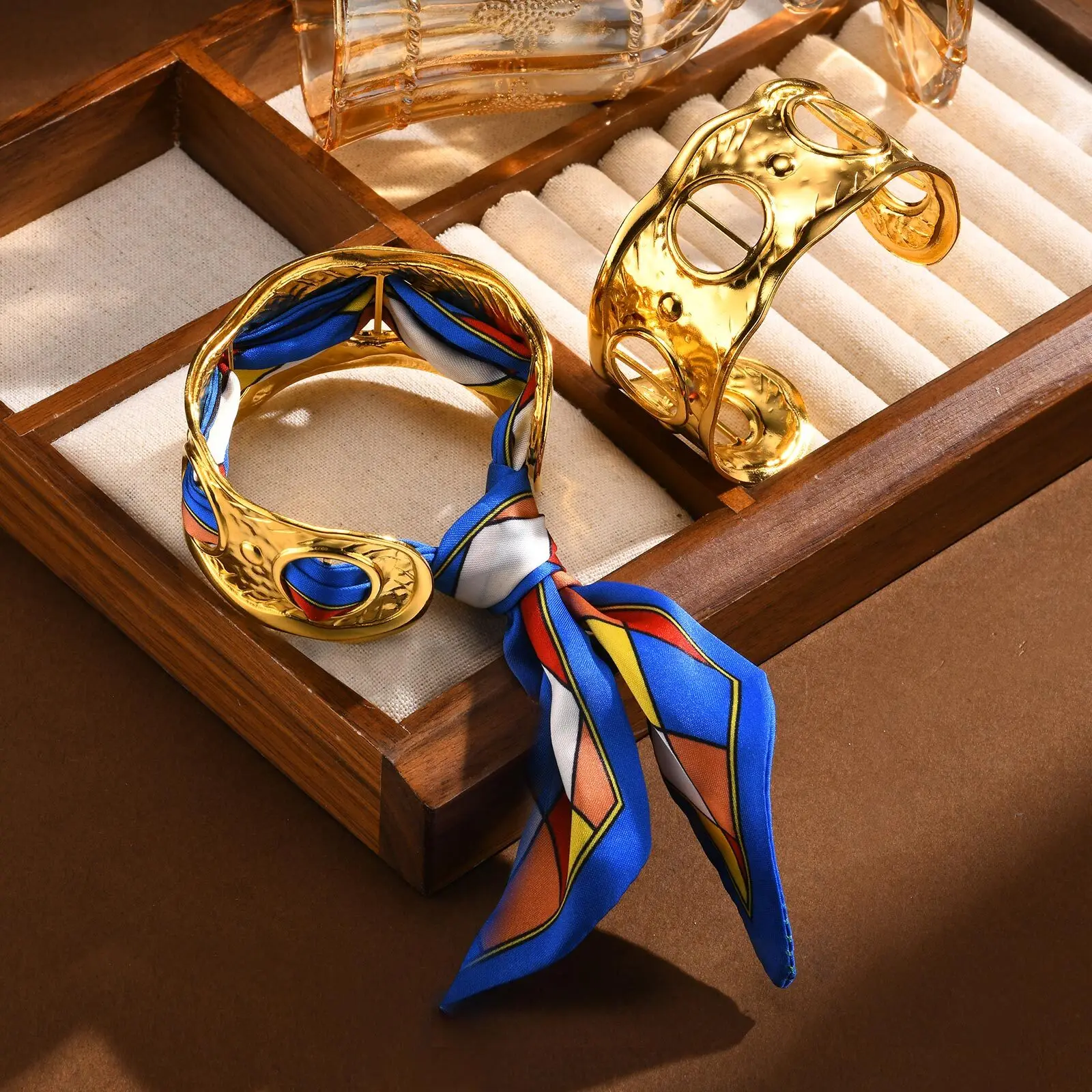 Velra Silk Thread Bracelet - Image 2