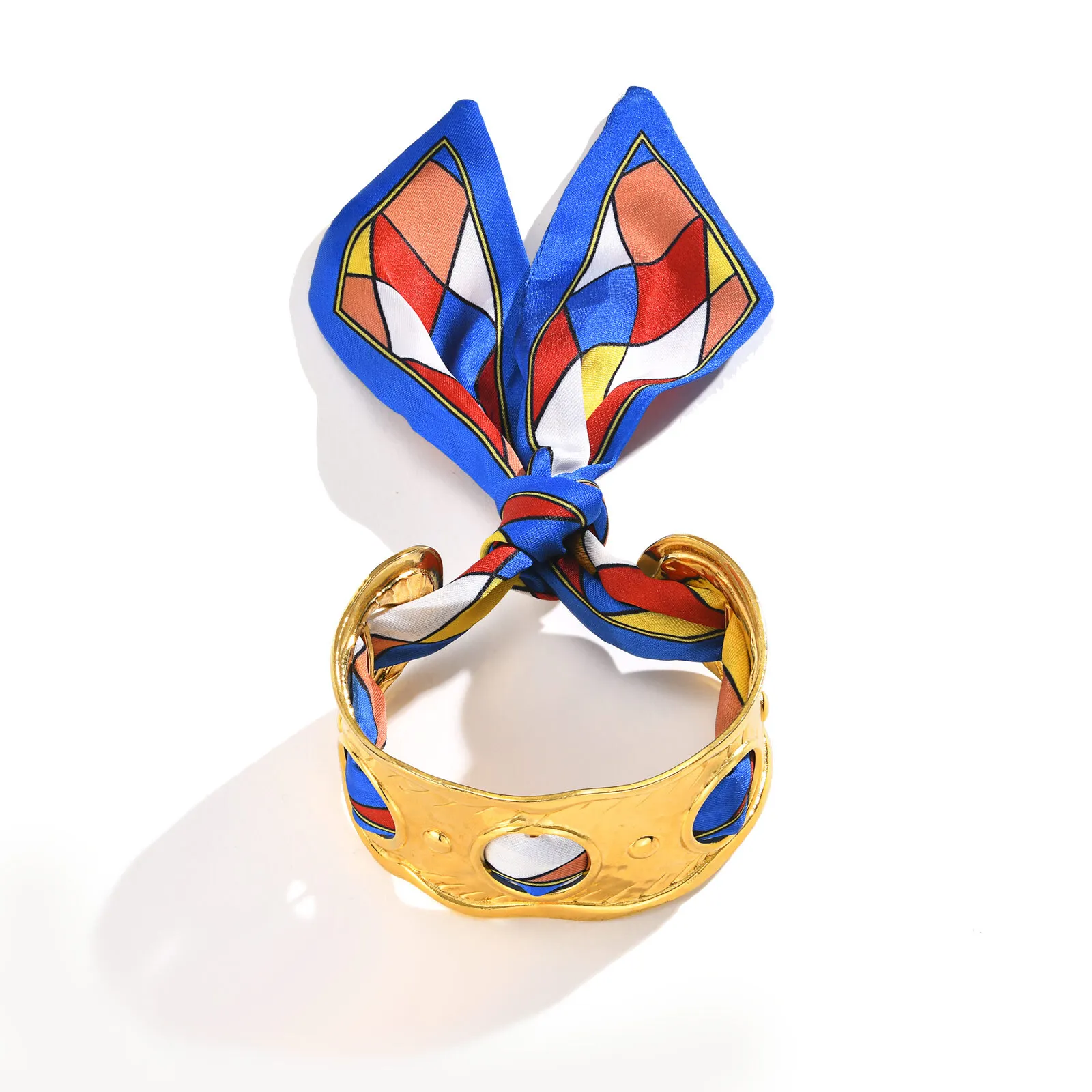 Velra Silk Thread Bracelet - Image 5