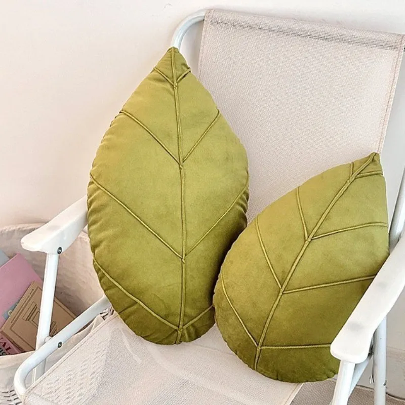 Verdana Leaf Throw Pillow - Image 4