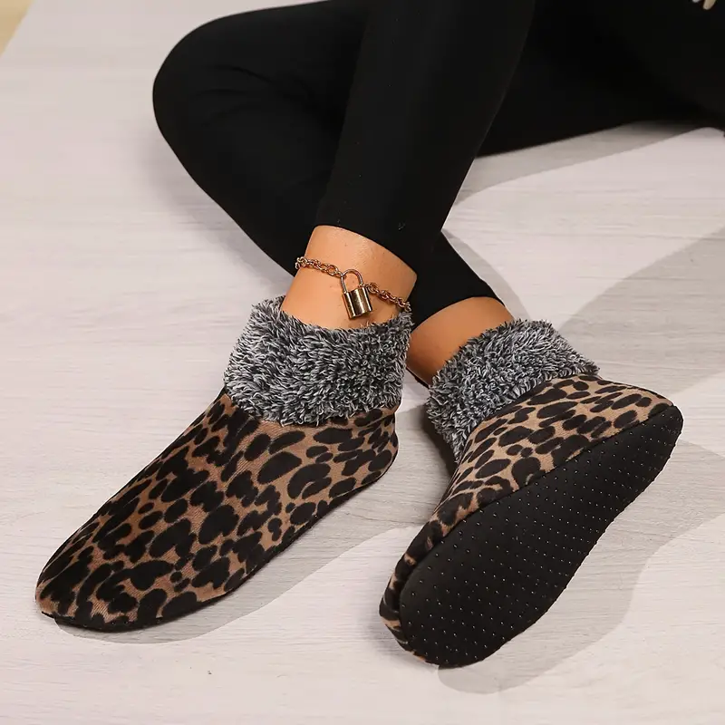 Women's Leopard Print Slippers - Image 2